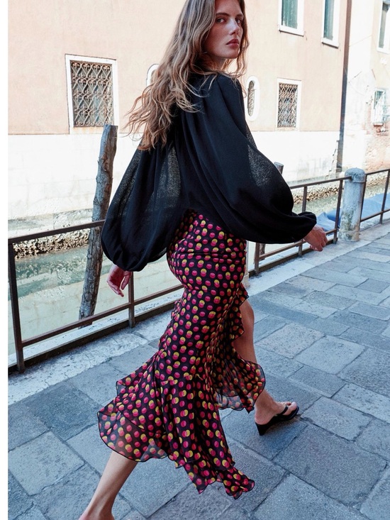 Zara Dresses & Skirts - NWT Zara Women’s Asymmetrical Black / Fushia Midi Skirt Polka Dots